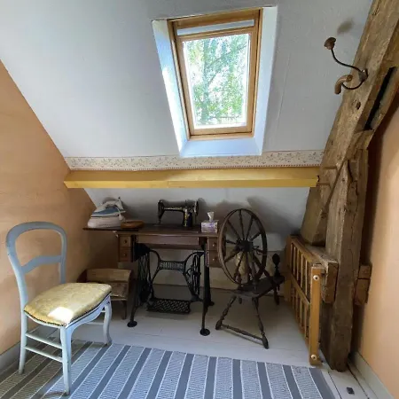 La Bergerie: Maison Ancienne Avec Jardin Anglais, 2 - Fr-1-497-35 Feriehus *