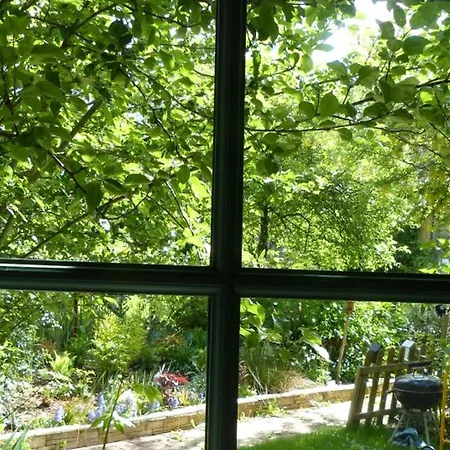 La Bergerie: Maison Ancienne Avec Jardin Anglais, 2 - Fr-1-497-35