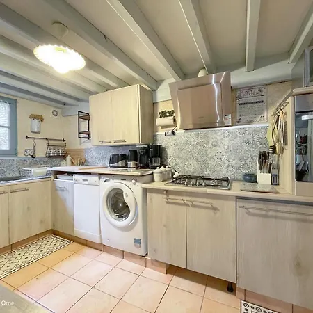 La Bergerie: Maison Ancienne Avec Jardin Anglais, 2 - Fr-1-497-35 *