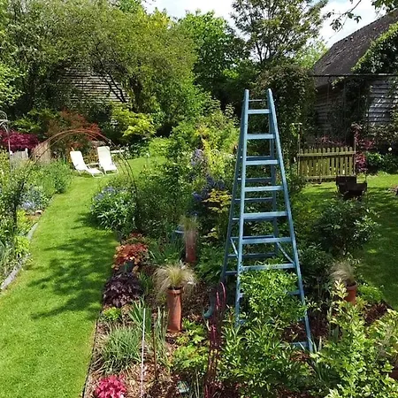 La Bergerie: Maison Ancienne Avec Jardin Anglais, 2 - Fr-1-497-35 Sainte-Opportune