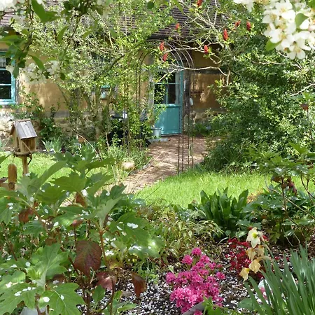 La Bergerie: Maison Ancienne Avec Jardin Anglais, 2 - Fr-1-497-35 *