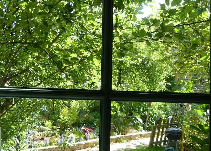 La Bergerie: Maison Ancienne Avec Jardin Anglais, 2 - Fr-1-497-35