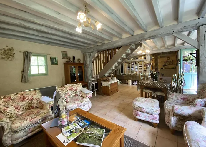 La Bergerie: Maison Ancienne Avec Jardin Anglais, 2 - Fr-1-497-35 Casa vacanze