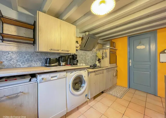 Casa vacanze La Bergerie: Maison Ancienne Avec Jardin Anglais, 2 - Fr-1-497-35 Sainte-Opportune